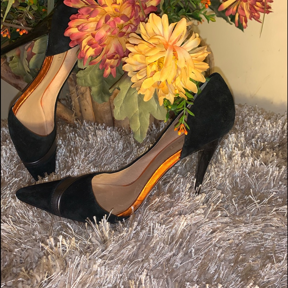 L.A.M.B. Shoes - Picture 2 of 7